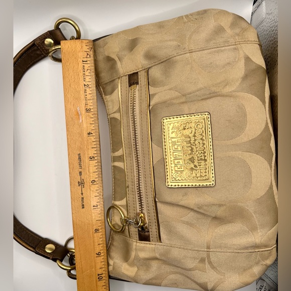 Coach Gold& Beige Poppy Bag-Very Used Preowned Vintage Condition, Pls see pics - Picture 7 of 11